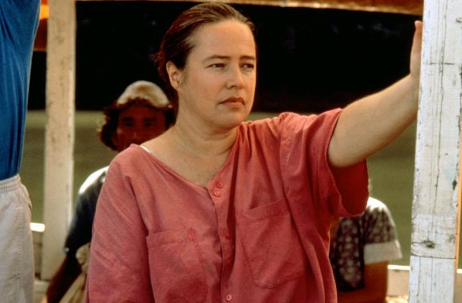 At Play in the Fields of the Lord - Van film - Kathy Bates