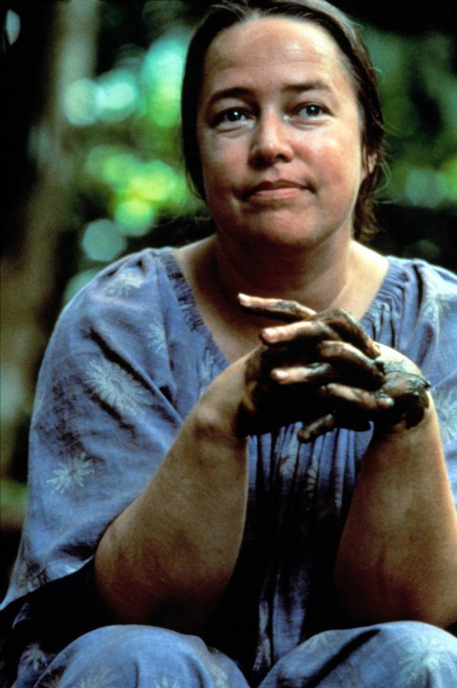 Jugando en los campos del señor - De la película - Kathy Bates