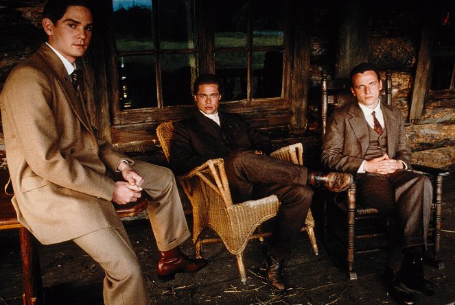 Legends of the Fall - Promo - Henry Thomas, Brad Pitt, Aidan Quinn