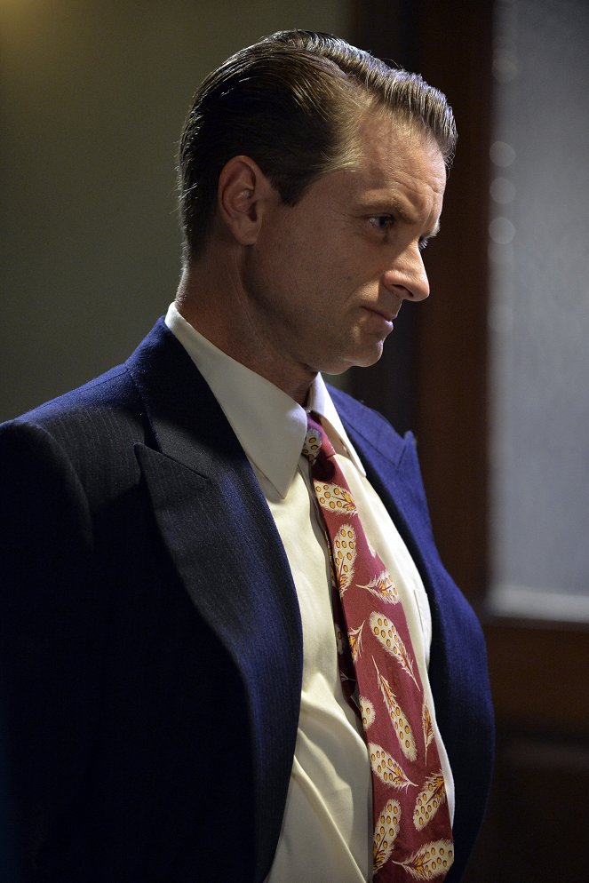 Agent Carter - Time and Tide - Van film - Shea Whigham