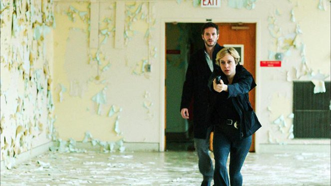 Those Who Kill - Filmfotos - James D'Arcy, Chloë Sevigny