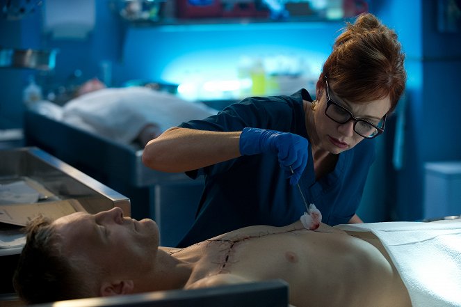 Motive - Season 1 - Out of the Past - Photos - Lauren Holly