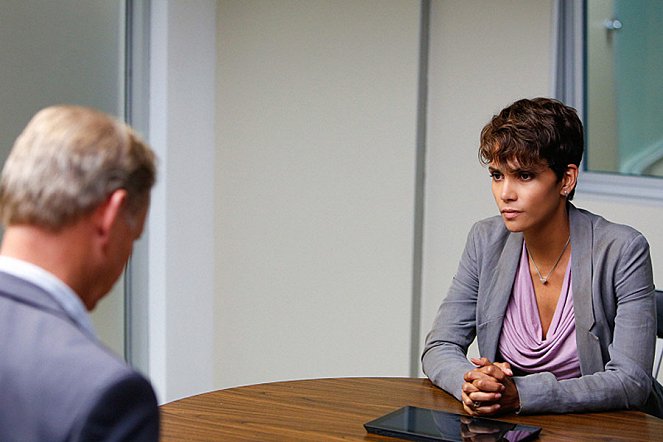 Extant - Before the Blood - Film - Halle Berry