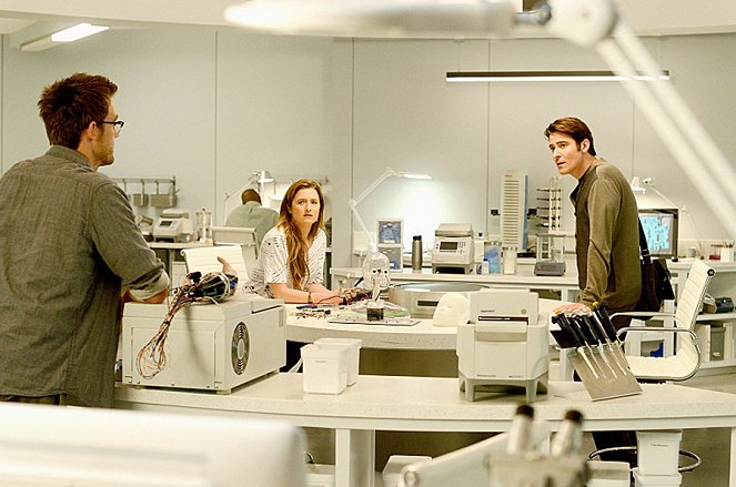 Extant - More in Heaven and Earth - Photos - Grace Gummer, Goran Visnjic