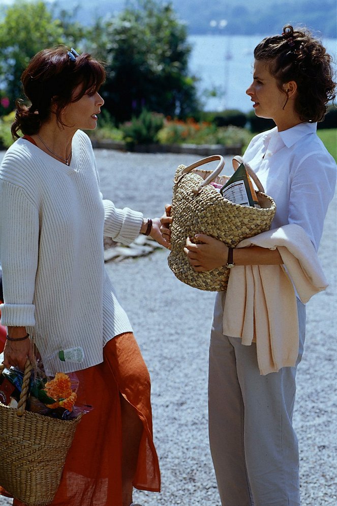 Rosamunde Pilcher - Blüte des Lebens - Filmfotos - Susanne Uhlen, Anne Brendler