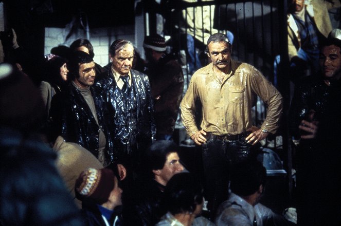 Meteori - Kuvat elokuvasta - Karl Malden, Sean Connery