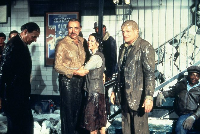 Meteor - Filmfotók - Sean Connery, Natalie Wood, Brian Keith
