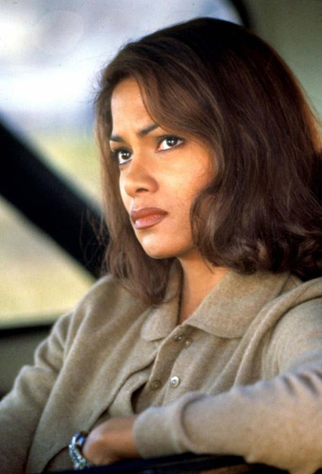 Sombres soupçons - Film - Halle Berry