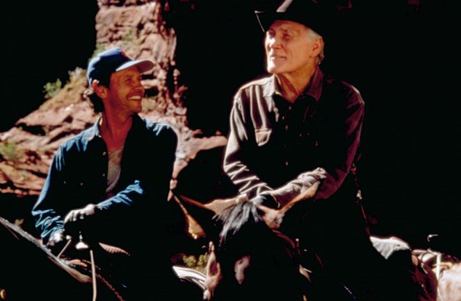 City Slickers II: The Legend of Curly's Gold - Photos - Billy Crystal, Jack Palance