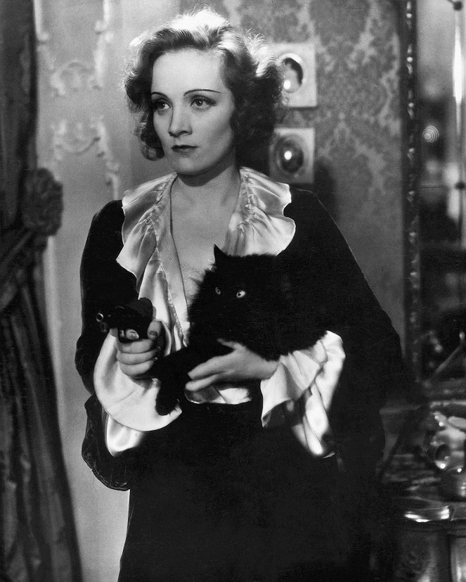 Dishonored - Photos - Marlene Dietrich