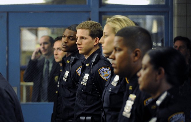 NYC 22 - Firebomb - Do filme - Harold 'House' Moore, Stark Sands, Leelee Sobieski