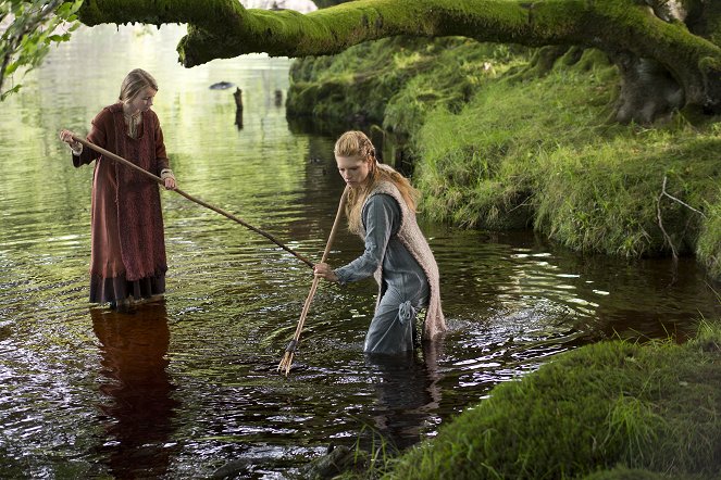 Vikings - Season 1 - Initiationsriten - Filmfotos - Ruby O'Leary, Katheryn Winnick