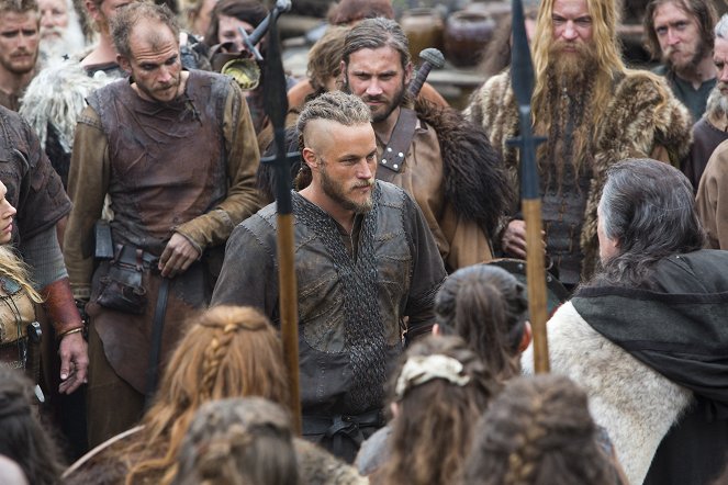 Vikings - Season 1 - Trial - Van film - Gustaf Skarsgård, Travis Fimmel, Clive Standen, Vladimír Kulich