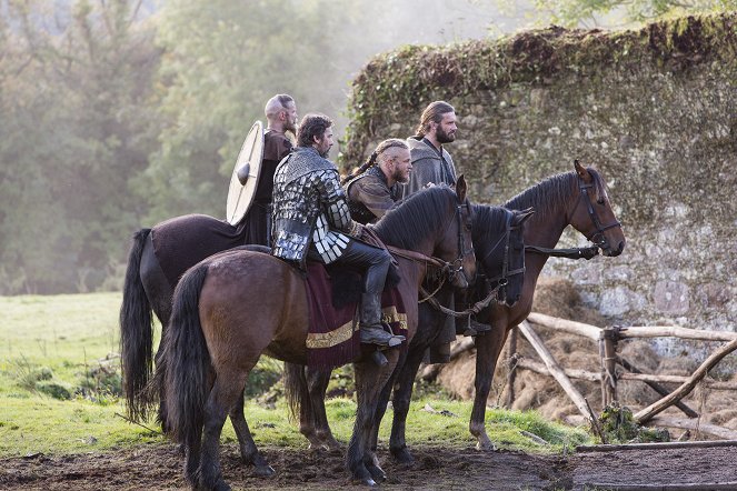 Vikingos - Season 1 - El rescate de un rey - De la película - David Murray, Travis Fimmel, Clive Standen
