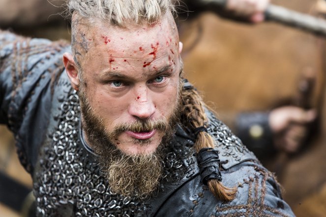 Wikingowie - Krwawa odpowiedź - Z filmu - Travis Fimmel