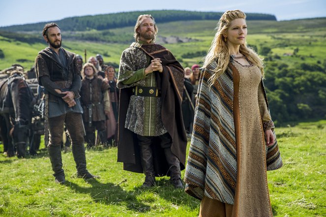 Vikings - Season 3 - Der Wanderer - Filmfotos - George Blagden, Linus Roache, Katheryn Winnick