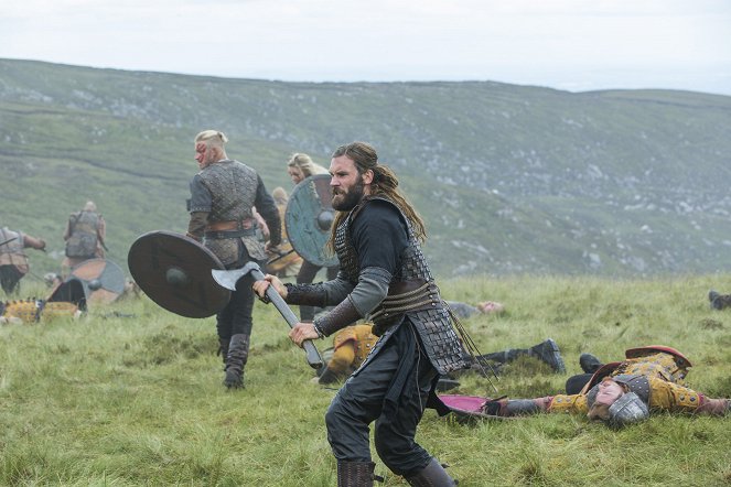 Vikingos - Season 3 - El sino del guerrero - De la película - Alexander Ludwig, Clive Standen
