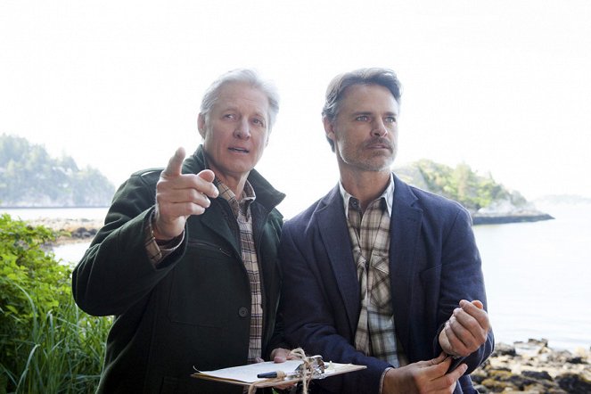 Cedar Cove - Photos - Bruce Boxleitner, Dylan Neal