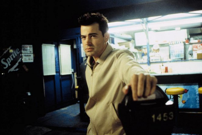 Horká noc, hořké ráno - Z filmu - Ron Livingston