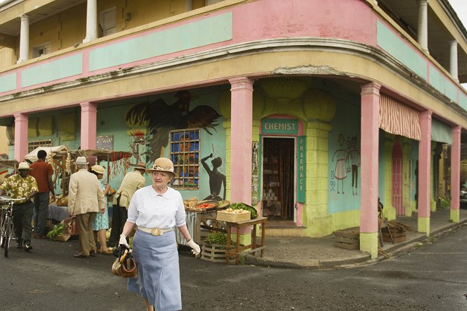 Agatha Christie's Marple - Season 6 - A Caribbean Mystery - Photos - Julia McKenzie