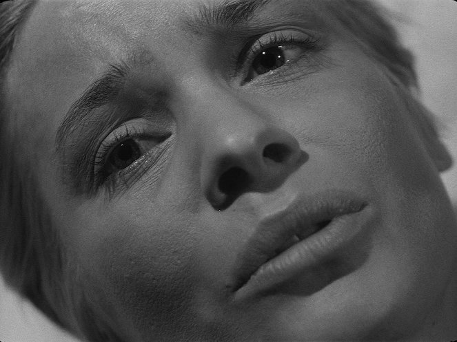 En el umbral de la vida - De la película - Ingrid Thulin