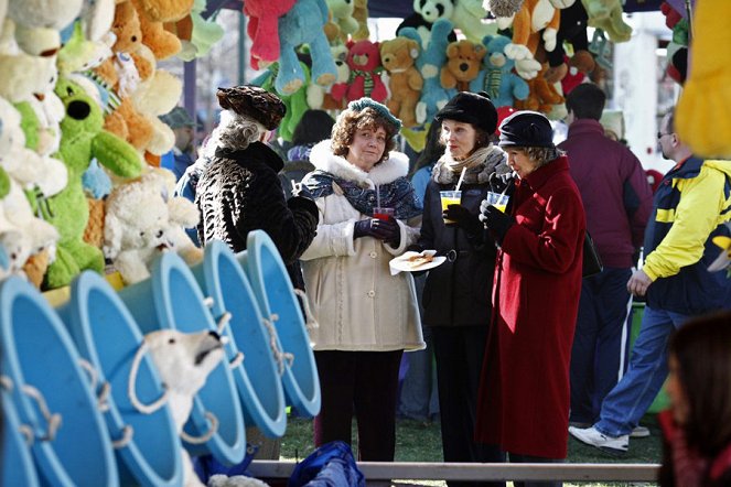 Happy Town - Filmfotók - Lynne Griffin