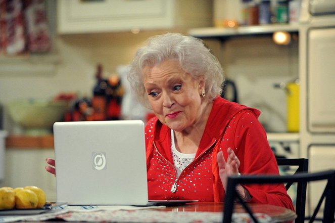Hot in Cleveland - Film - Betty White