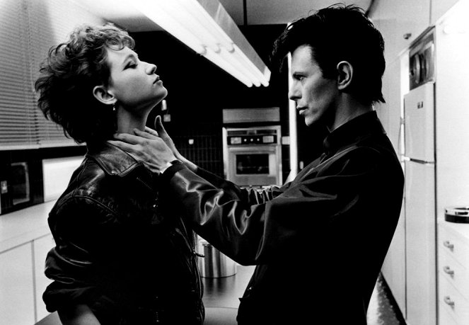 Begierde - Filmfotos - Ann Magnuson, David Bowie