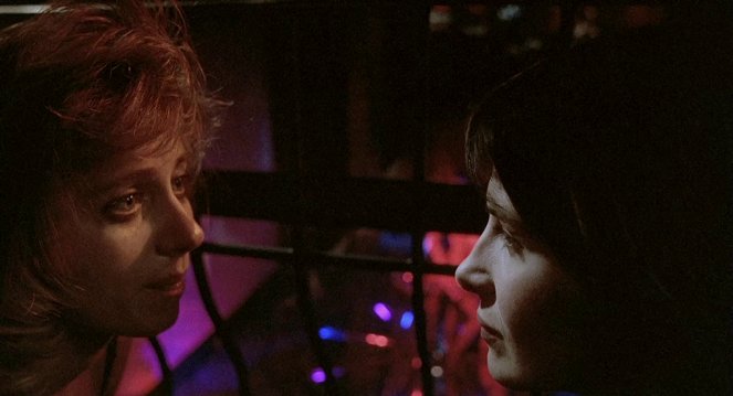 Trois Couleurs: Bleu - Van film - Charlotte Véry, Juliette Binoche