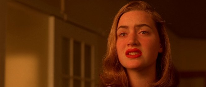Heavenly Creatures - Photos - Kate Winslet