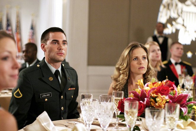 Army Wives - Photos