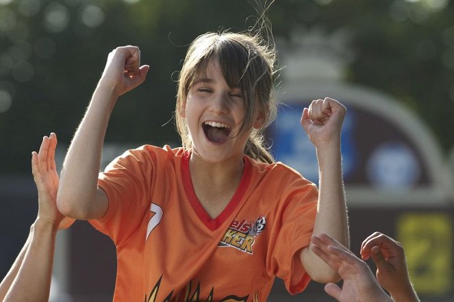 Soccer Kids - Revolution - Film - Cosima Henman
