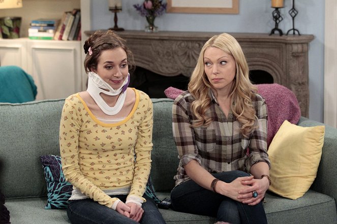 Are You There, Chelsea? - Z filmu - Lauren Lapkus, Laura Prepon