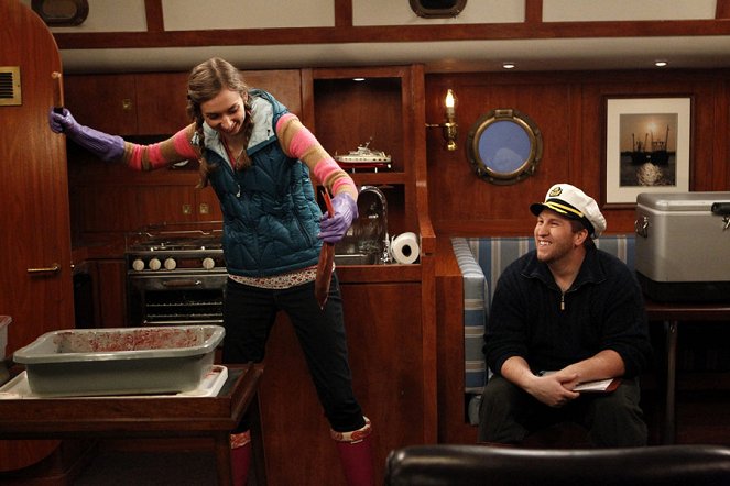 Are You There, Chelsea? - Photos - Lauren Lapkus, Nate Torrence
