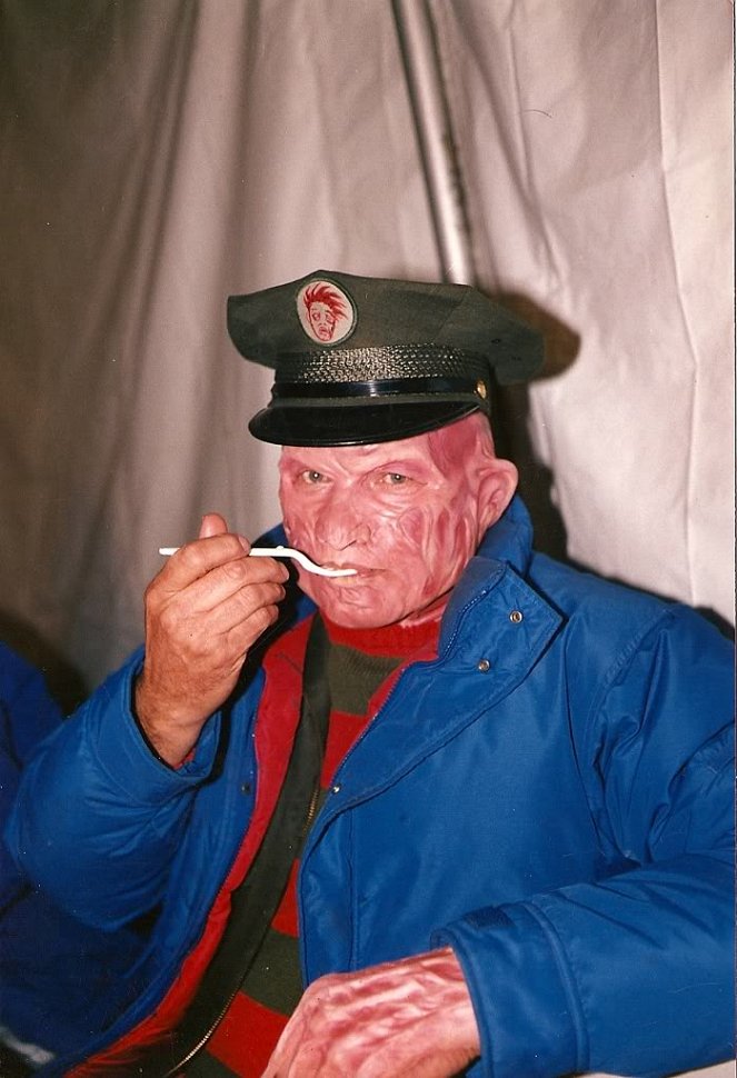Freddy's Dead: The Final Nightmare - Making of - Robert Englund