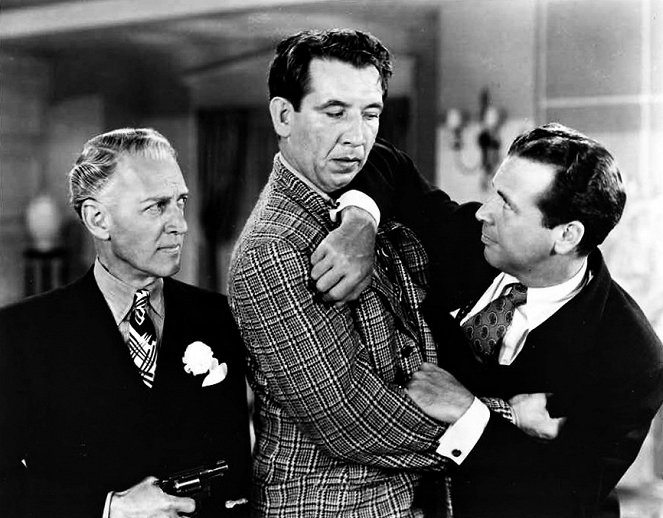 Otto Kruger, Mike Mazurki, Dick Powell