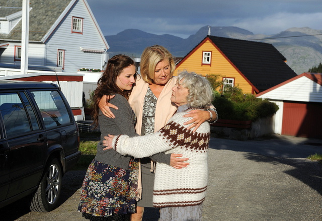 Liebe am Fjord - Filmfotók - Karoline Teska, Jutta Speidel, Giselle Vesco