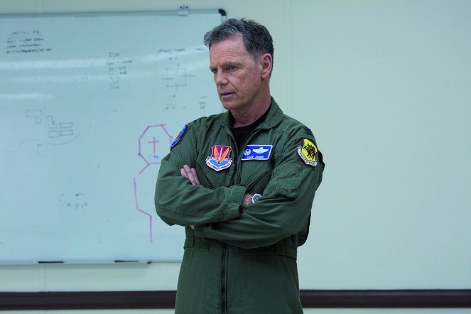 Good Kill - Z filmu - Bruce Greenwood