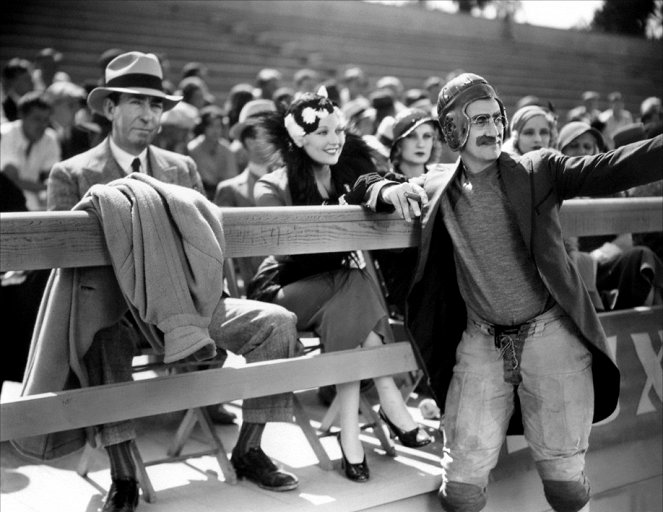 Hevosen sulat - Kuvat elokuvasta - Thelma Todd, Groucho Marx