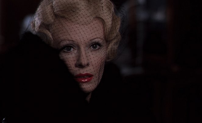 Daughters of Darkness - Photos - Delphine Seyrig