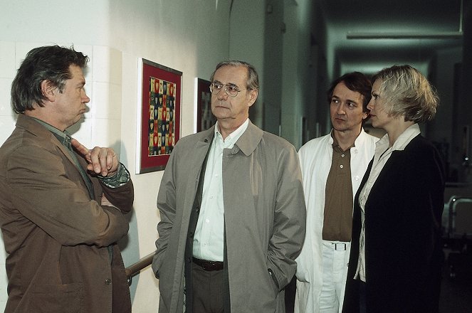 SOKO München - Inas Rückkehr - Filmfotos - Bernd Tauber, Wilfried Klaus, Klaus Haderer, Christine Döring