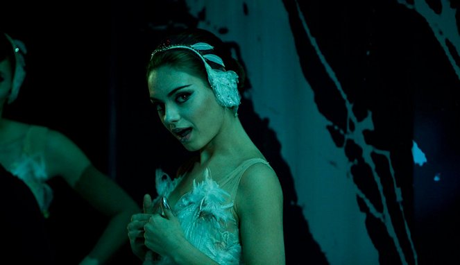 Black Swan - Making of - Mila Kunis
