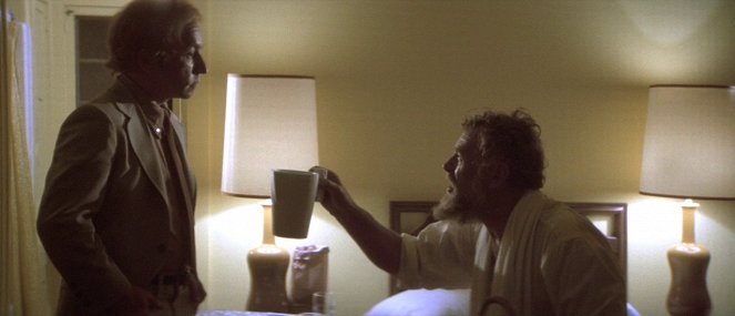 A hosszú búcsú - Filmfotók - Henry Gibson, Sterling Hayden