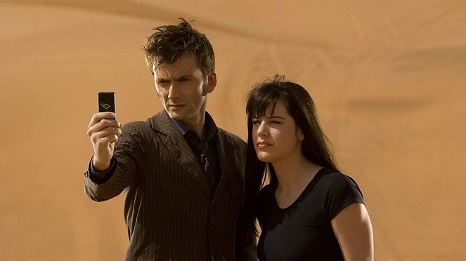 Doctor Who - Planet of the Dead - Photos - David Tennant, Michelle Ryan