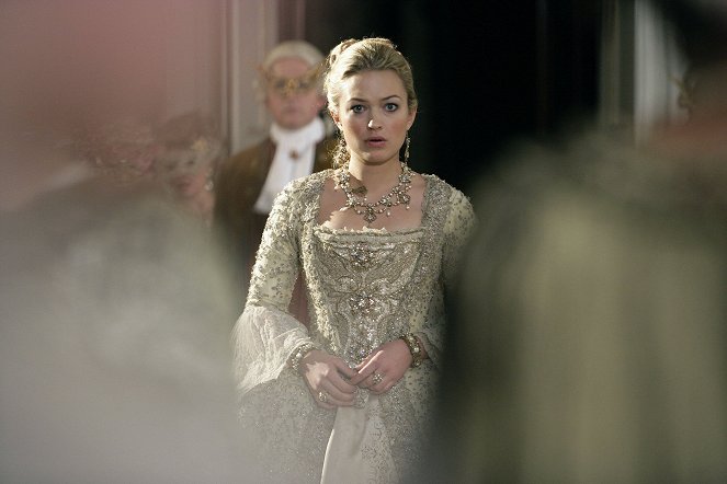 Doctor Who - The Girl in the Fireplace - Photos - Sophia Myles