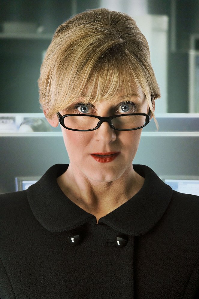 Doctor Who - Partners in Crime - Photos - Sarah Lancashire