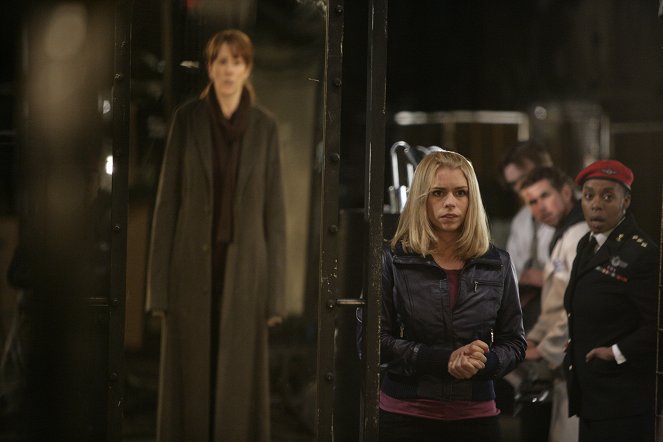 Doctor Who - Turn Left - Van film - Billie Piper