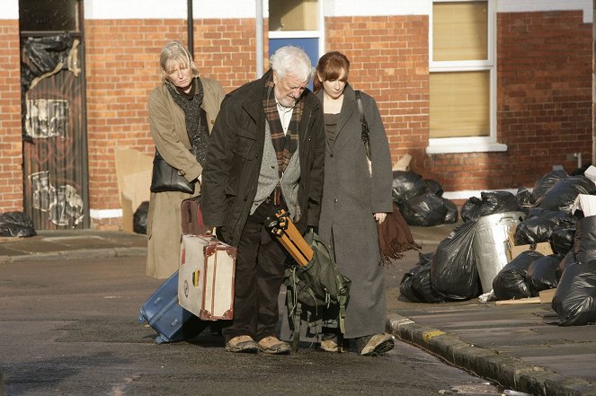 Doctor Who - Reise rückwärts - Filmfotos - Jacqueline King, Bernard Cribbins, Catherine Tate