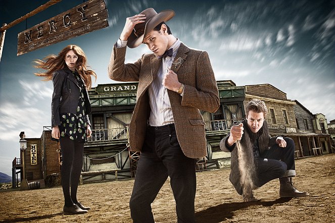 Doctor Who - Vartioitu kylä - Promokuvat - Karen Gillan, Matt Smith, Arthur Darvill