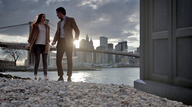 Pán času - Andělé dobývají Manhattan - Z filmu - Karen Gillan, Matt Smith
